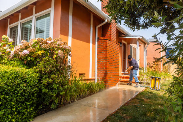 Fence Pressure Washing in East Palestine, OH